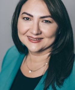 Frau Dr. Zeliha Gül